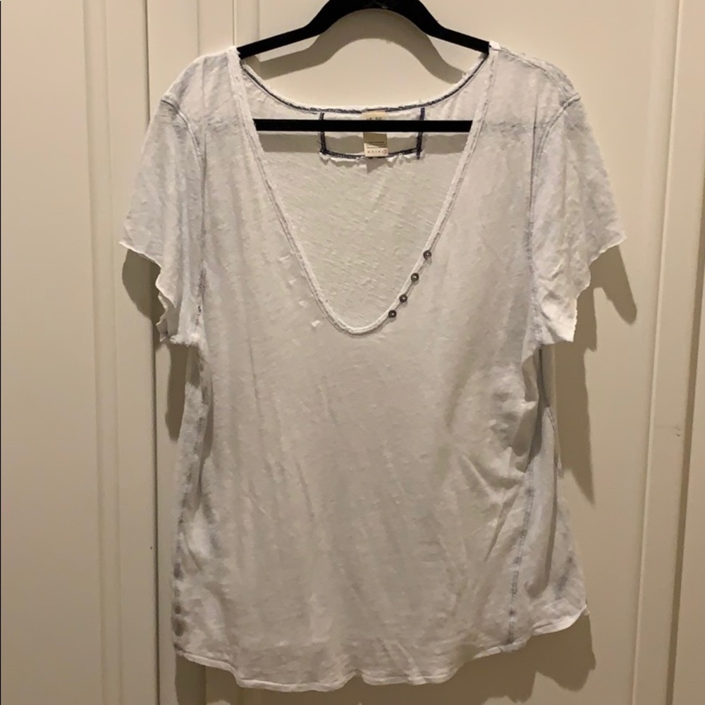 Vintage looking white tee by free people